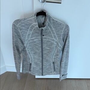 Lululemon Athletica Women's Gray w White pinstripes Define Jacket